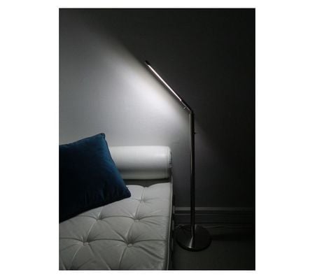 Décoration - art Nord Mons en Baroeul - 59370 - Photos Vivastreet luminaire design-lampadaire design en acier inoxydable-Lampe