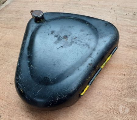 Pièces et services moto Var Pierrefeu du Var - 83390 - Photos Vivastreet boite a outils JAWA PERAK NK 250 cc 1953