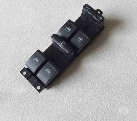 Pièces et services auto Puy-de-Dôme Clermont Ferrand - Photos Vivastreet Interrupteur leve vitres Passat et Golf