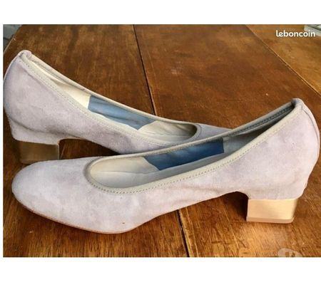 Chaussures Val-de-Marne Villejuif - 94800 - Photos Vivastreet Ballerines compensées en Nubuck Érable -Accessoire Diffusion