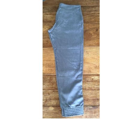 Vêtements occasion Val-de-Marne Villejuif - 94800 - Photos Vivastreet Pantalon BIANCA -Mixte.(Chino-Melbourne).