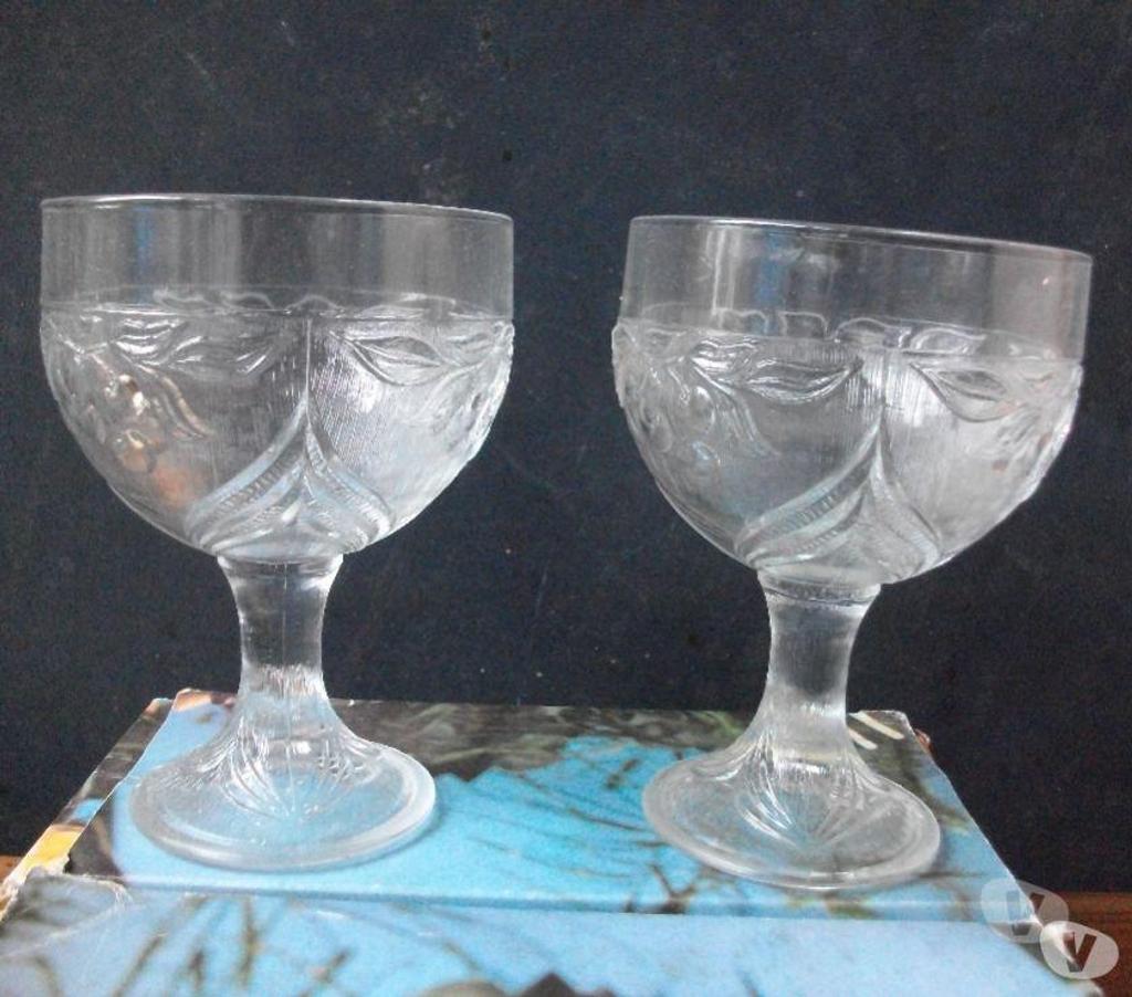 Ameublement & art de la table Bas-Rhin Bouxwiller - 67330 - Photos Vivastreet Lots de Coupes sur pied à Dessert en verre