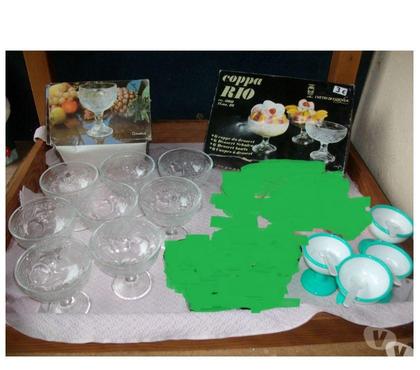 Ameublement & art de la table Bouxwiller Bas-Rhin - Photos Vivastreet Lots de Coupes sur pied à Dessert en verre