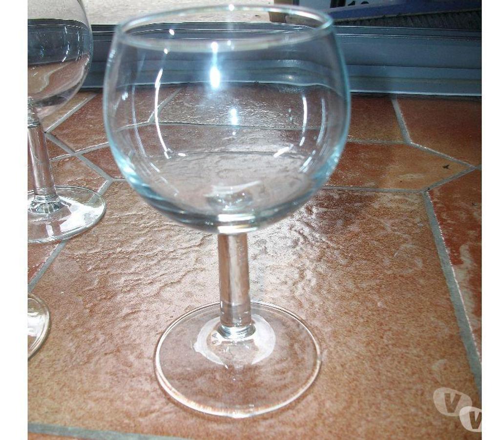 Ameublement & art de la table Bas-Rhin Bouxwiller - 67330 - Photos Vivastreet Verres à Vin et à Eau sur pied 