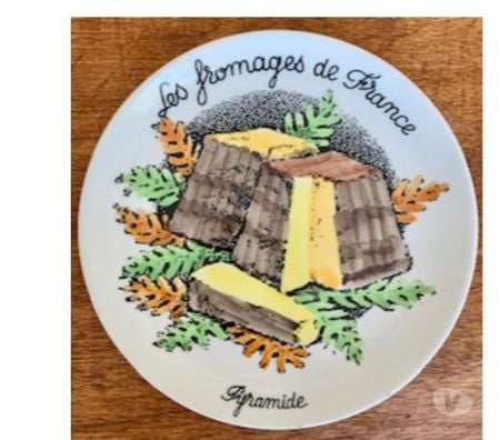 Ameublement & art de la table Val-de-Marne Villejuif - 94800 - Photos Vivastreet 6 assiettes sur le thème des fromages de France (GIEM).