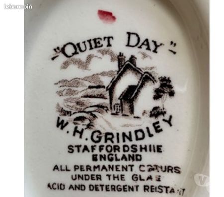 Ameublement & art de la table Val-de-Marne Villejuif - 94800 - Photos Vivastreet Très belle saucière anglaise W.H.GRINDLEY "QUIET DAY"