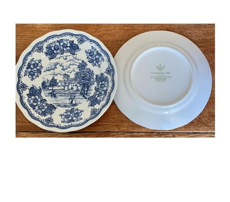 Collection Val-de-Marne Villejuif - 94800 - Photos Vivastreet Une assiette a dessert de chez "N.Fontebasso 1760"