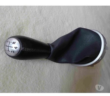 Pièces et services auto Puy-de-Dôme Clermont Ferrand - Photos Vivastreet Soufflet pommeau levier vitesses Clio 3