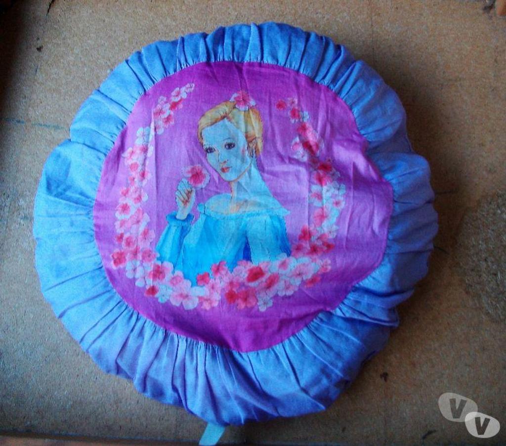 Ameublement & art de la table Bas-Rhin Bouxwiller - 67330 - Photos Vivastreet divers COUSSINS 