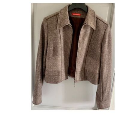 Vêtements occasion Val-de-Marne Villejuif - 94800 - Photos Vivastreet Blouson-Veste vintage pour femme 