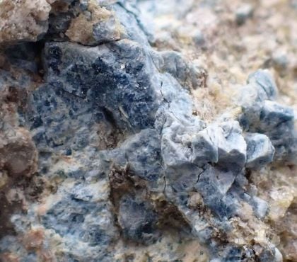 Collections Moyenmoutier Vosges - Photos Vivastreet Apatite , Montebras , Creuse , France 132gr 62 x 59 x 33 mm