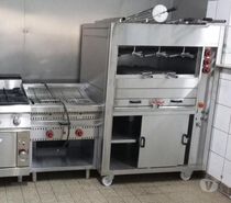 Photos Vivastreet Rôtissoire au gaz 5 grils rotatifs - 15 poulets ouverts