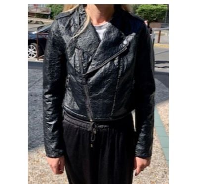 Vêtements Villejuif Val-de-Marne - Photos Vivastreet Blouson effet Cuir de chez Mexx pour Femme (taille 38)