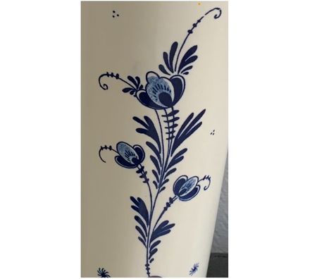 Collection Val-de-Marne Villejuif - 94800 - Photos Vivastreet BOUTEILLE AVEC SON BOUCHON 