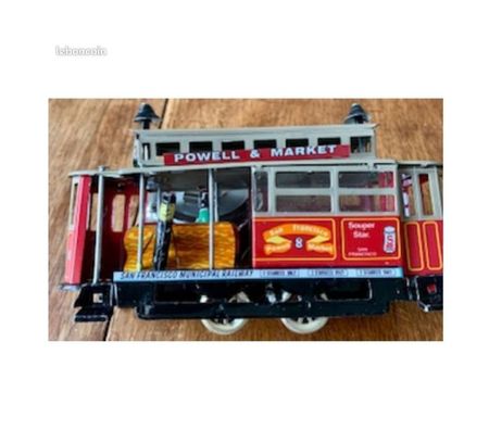 Collection Val-de-Marne Villejuif - 94800 - Photos Vivastreet Jouet mécanique réédition Paya (Tramway San Francisco)