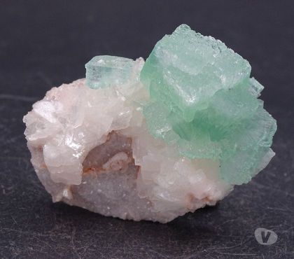 Collection Moyenmoutier Vosges - Photos Vivastreet Apophyllite verte sur Stilbite , Nasik , Maharashtra , Inde