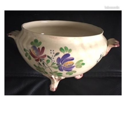 Collection Val-de-Marne Villejuif - 94800 - Photos Vivastreet Soupière à 3 pieds-Faïence de LONGWY ( Peinte à la main )..