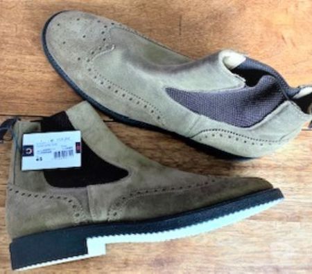 Chaussures Val-de-Marne Villejuif - 94800 - Photos Vivastreet Bottines Chelsea de chez Fradi neuve.