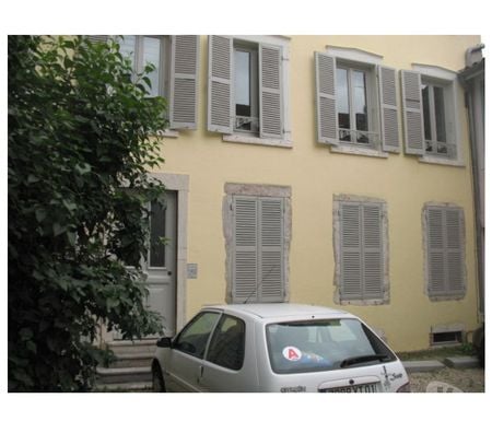 Appartement meublé Ain Bourg en Bresse - 01000 - Photos Vivastreet TRES BEAU F2 de 44 m2 meublé