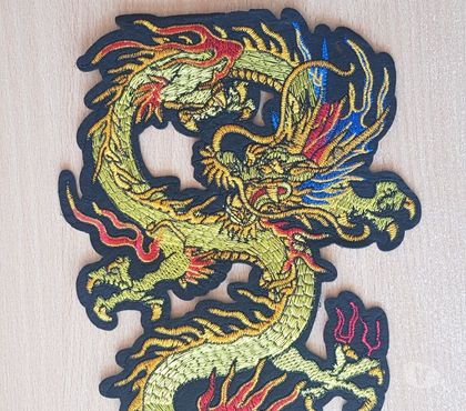 Décoration - art Carnon Hérault - Photos Vivastreet écusson brodé patch dragon xl 23x17 cm thermocollant