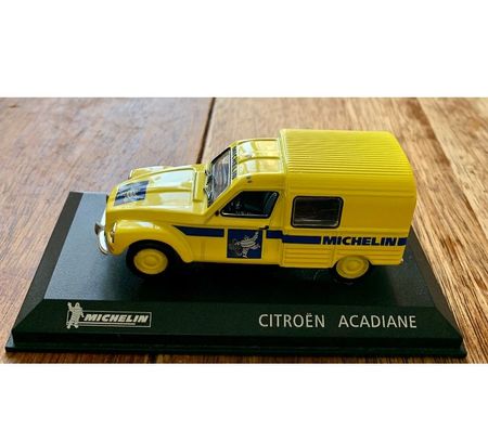 Collection Val-de-Marne Villejuif - 94800 - Photos Vivastreet Michelin Citroën Acadiane miniature 143éme d'occasion.