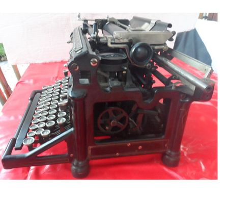 Collection Hérault Castries - 34160 - Photos Vivastreet MACHINE A ÉCRIRE UNDERWOOD N°5 EN TRÈS BON ÉTAT