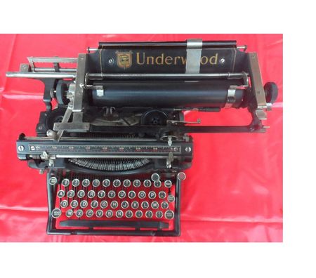 Collection Hérault Castries - 34160 - Photos Vivastreet MACHINE A ÉCRIRE UNDERWOOD N°5 EN TRÈS BON ÉTAT