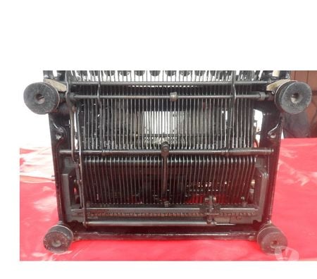 Collection Hérault Castries - 34160 - Photos Vivastreet MACHINE A ÉCRIRE UNDERWOOD N°5 EN TRÈS BON ÉTAT