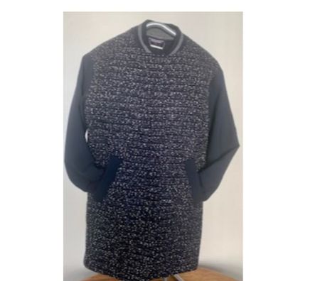 Vêtements occasion Val-de-Marne Villejuif - 94800 - Photos Vivastreet 1 Manteau droit classiques de chez Tommy Hilfiger pour Femme