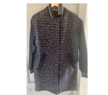 Vêtements occasion Val-de-Marne Villejuif - 94800 - Photos Vivastreet 1 Manteau droit classiques de chez Tommy Hilfiger pour Femme
