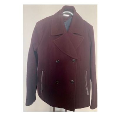 Vêtements occasion Val-de-Marne Villejuif - 94800 - Photos Vivastreet 1 Caban-Veste croisée "Prune" de chez Tommy Hilfiger.