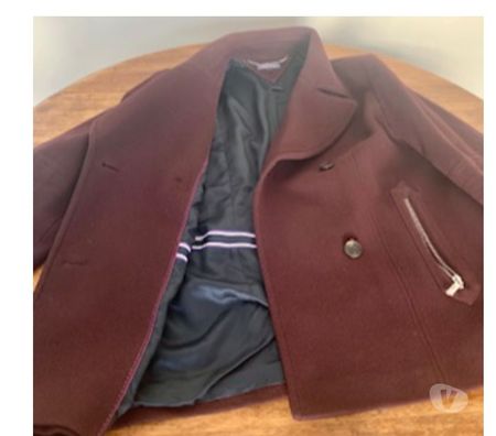 Vêtements occasion Val-de-Marne Villejuif - 94800 - Photos Vivastreet 1 Caban-Veste croisée "Prune" de chez Tommy Hilfiger.