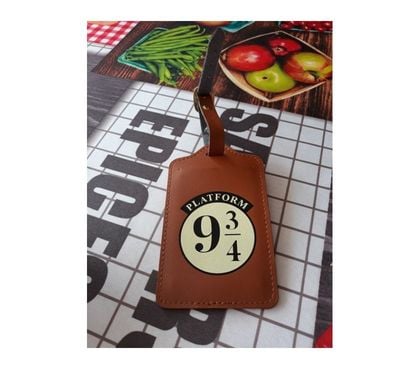 Accessoires - Bagagerie Feves Moselle - Photos Vivastreet Etiquette valise Harry potter film manga anime TV serie Magi