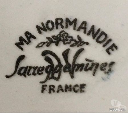 Ameublement & art de la table Val-de-Marne Villejuif - 94800 - Photos Vivastreet Plat avec oreilles à tarte « Ma Normandie »