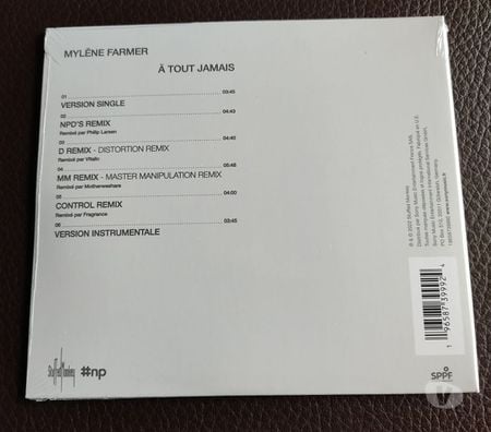 CDs Vendée Soullans - 85300 - Photos Vivastreet CD Mylène Farmer rayon vert neuf et a tout jamais neuf 