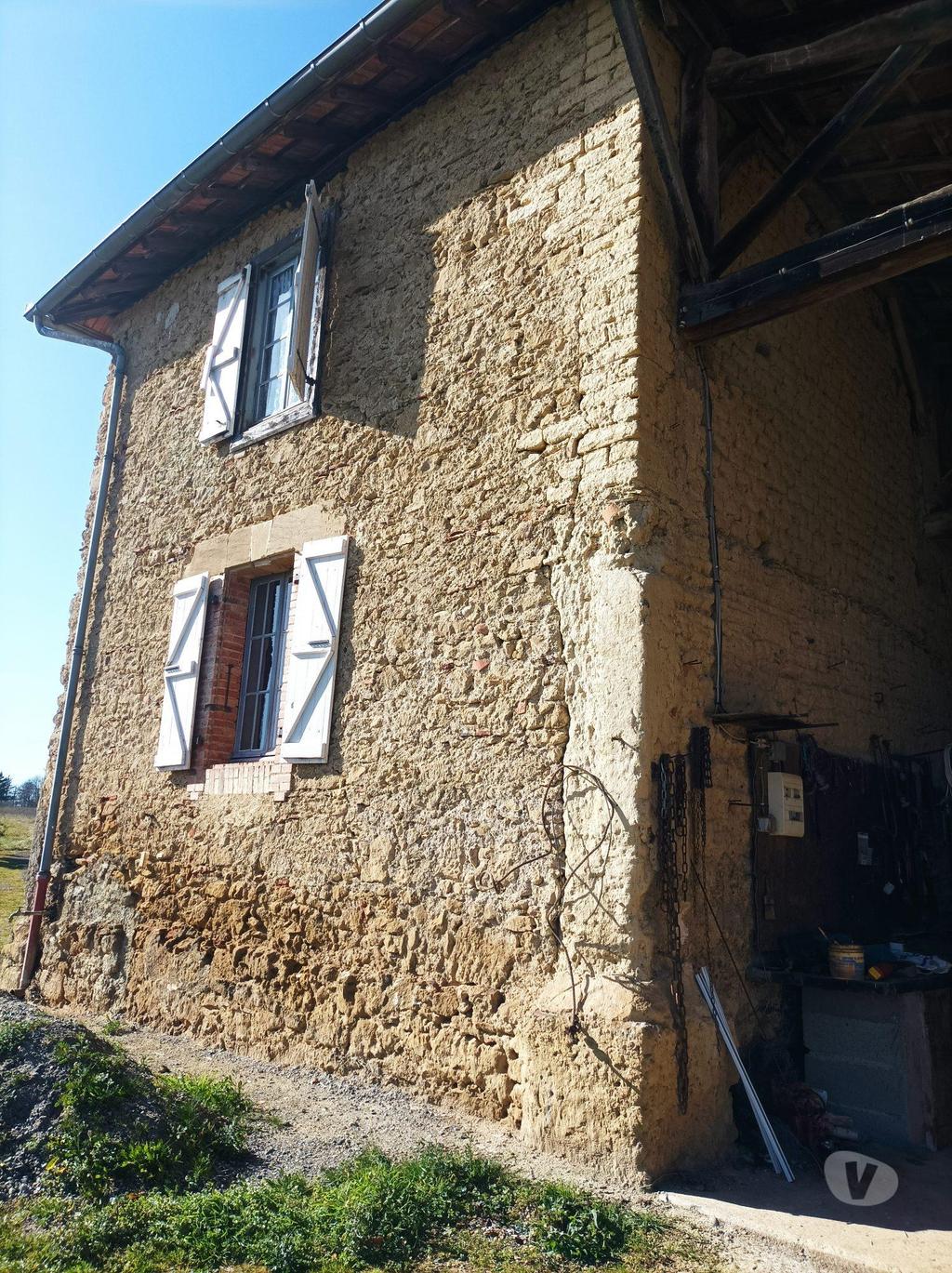 Vente Maison Gers Masseube - 32140 - Photos Vivastreet GROS POTENTIEL Ferme à rénover sur 10Hectares