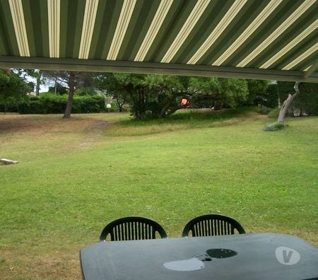 location saisonniere Var St Raphael - 83700 - Photos Vivastreet St Raphaël- rez jardin -7au21 juin-4-5 pers-face mer