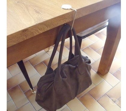 Accessoires & Bagagerie Roiffieux Ardèche - Photos Vivastreet (31)-1 Support sac idéal pour accrocher le sac à une table