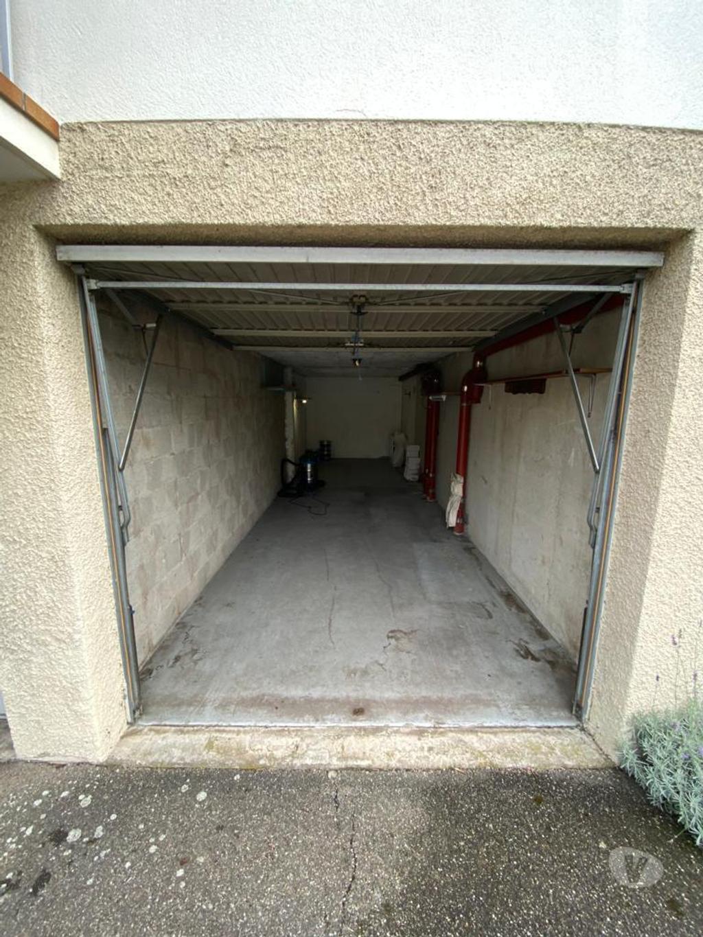 Vente Parking Bas-Rhin Schiltigheim - 67300 - Photos Vivastreet Double Garage fermé en extérieur à Schiltigheim