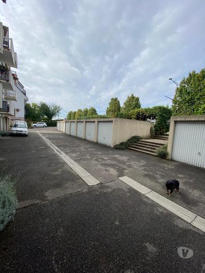 Garage à vendre Schiltigheim Bas-Rhin - Photos Vivastreet Double Garage fermé en extérieur à Schiltigheim