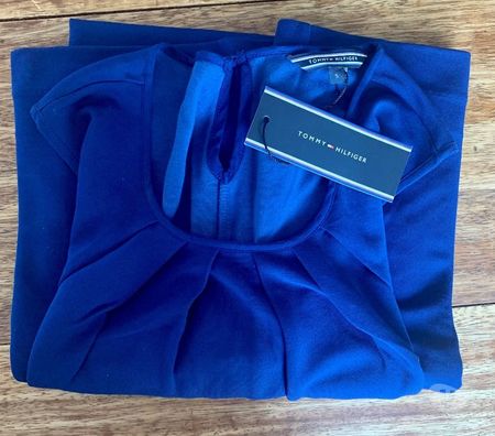 Vêtements occasion Val-de-Marne Villejuif - 94800 - Photos Vivastreet Robe cocktail chic "Tommy Hilfiger"