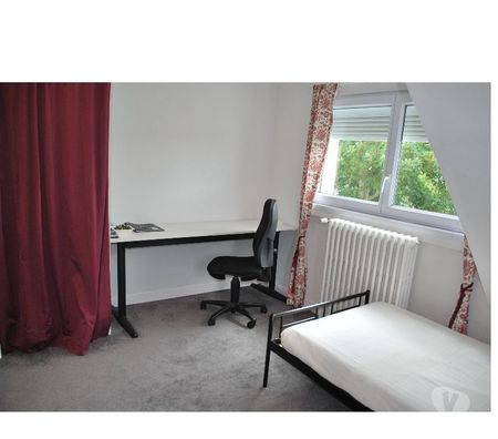 Appartement meublé Finistère Morlaix - 29600 - Photos Vivastreet C2 - Chambre ADSL, jardin, terrasse Maison MORLAIX