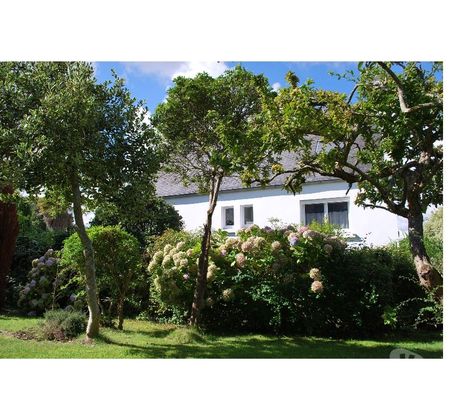 Appartement meublé Finistère Morlaix - 29600 - Photos Vivastreet C2 - Chambre ADSL, jardin, terrasse Maison MORLAIX