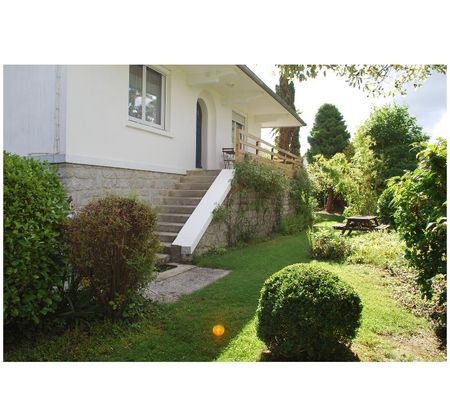 Appartement meublé Finistère Morlaix - 29600 - Photos Vivastreet C2 - Chambre ADSL, jardin, terrasse Maison MORLAIX