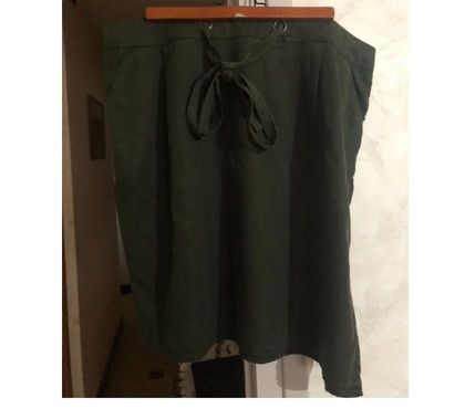 Vêtements occasion Roiffieux Ardèche - Photos Vivastreet (143)-1 jupe, taille 46, marque Grain de Malice, Kaki