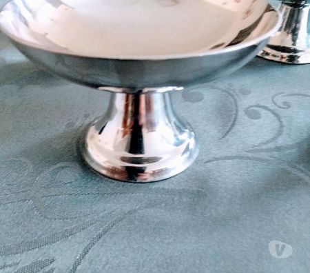 Ameublement & art de la table Charente-Maritime La Rochelle - 17000 - Photos Vivastreet COUPE A GLACE OU A DESSERT