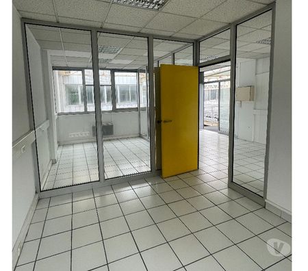 bureaux locaux Isère Grenoble - Photos Vivastreet Bureau 3 pièces