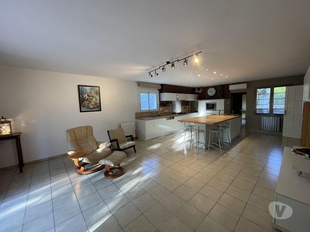 Vente Maison Gers Masseube - 32140 - Photos Vivastreet Magnifique villa dans un veritable havre de paix, piscine, parc,