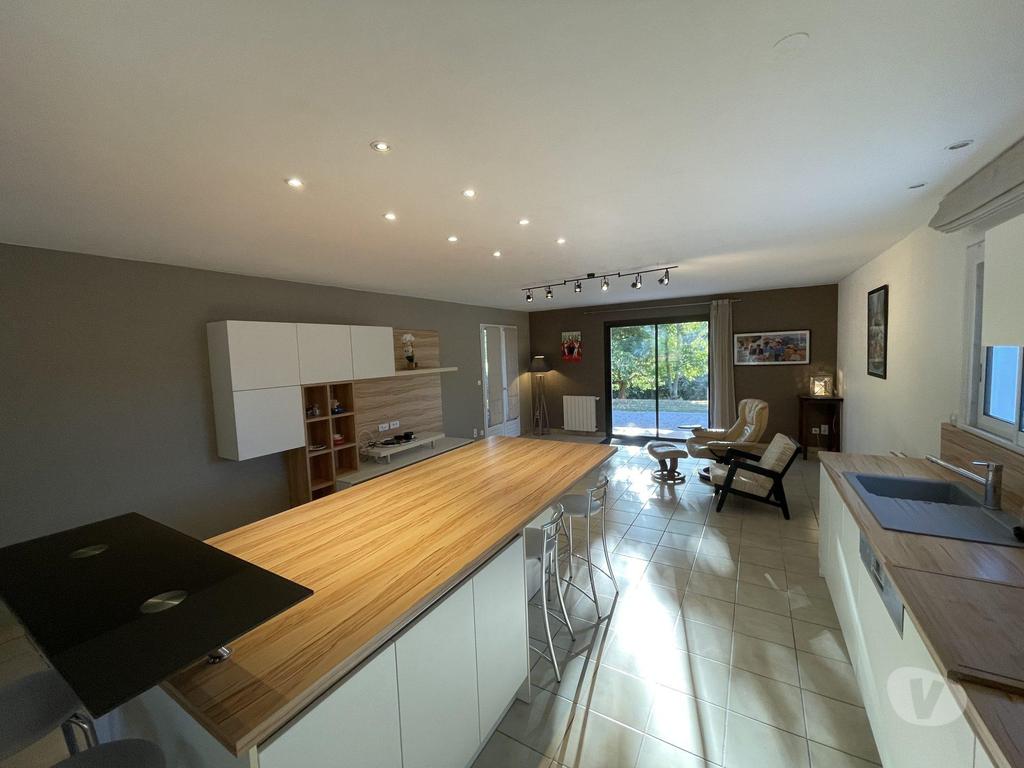 Vente Maison Gers Masseube - 32140 - Photos Vivastreet Magnifique villa dans un veritable havre de paix, piscine, parc,