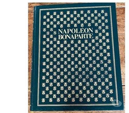 Livres occasion Val-de-Marne Villejuif - 94800 - Photos Vivastreet Livre de Napoléon Bonaparte par André Castelo (Occasion)